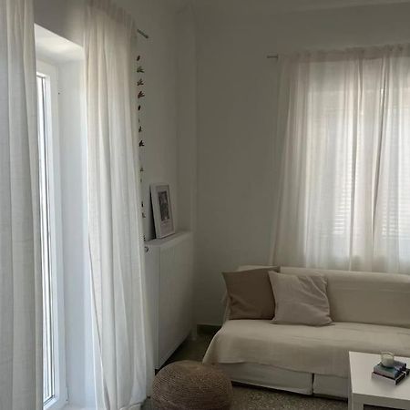 Cozy, Spacious, Newly Renovated Flat In Adamas Экстерьер фото